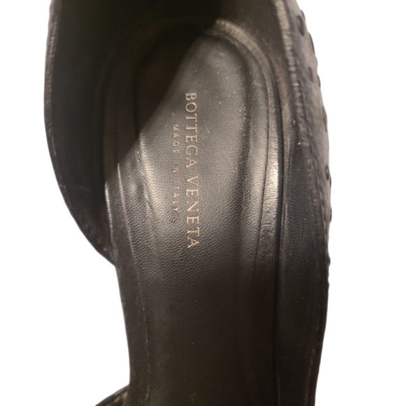 BOTTEGA VENETA | Eyelet D’Orsay Stiletto Pumps • Black • EU 39 / US 9 - Picture 8 of 10